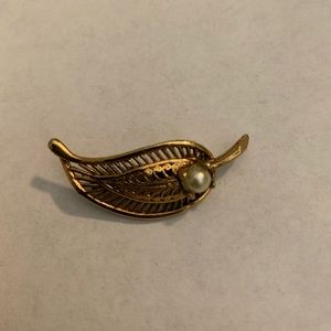 Vintage personalized faux pearl and feather brooch